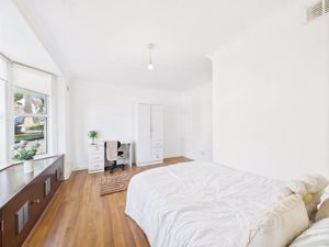 Photo 22- click for photo gallery